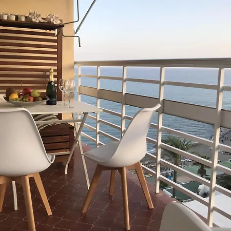 Torre De La Roca Apartment *