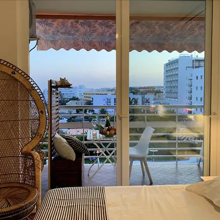 Torre De La Roca Torremolinos